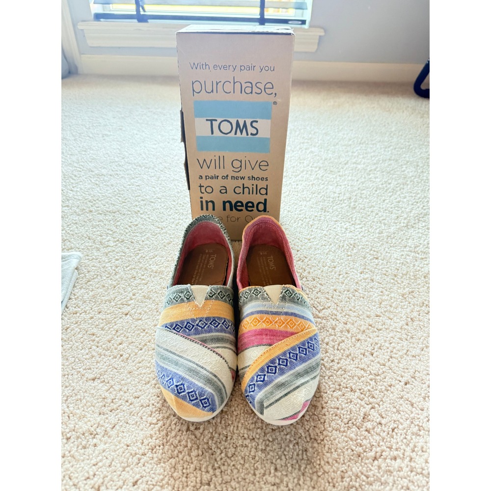 TOMS Classics Multi Nepal Weave Slip On Shoes Womens 6 Woven Flats 10000674